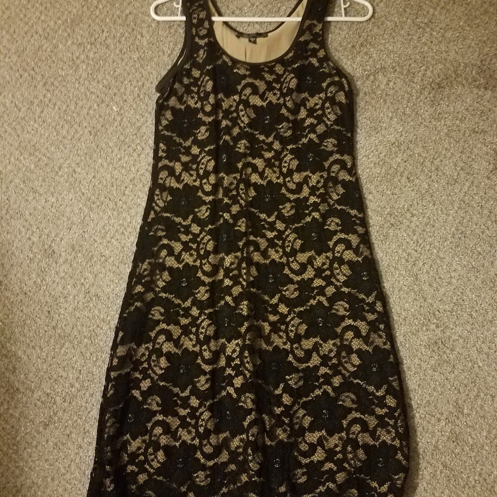 Black and tan lace dress